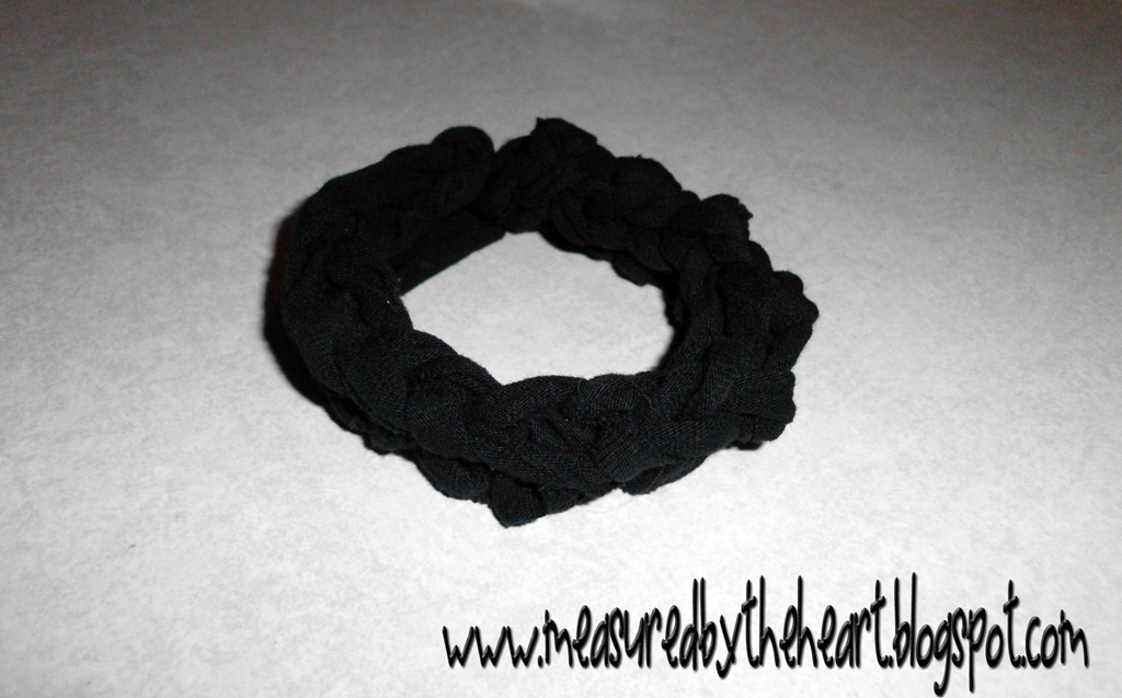 [hand knit bracelet[4].jpg]