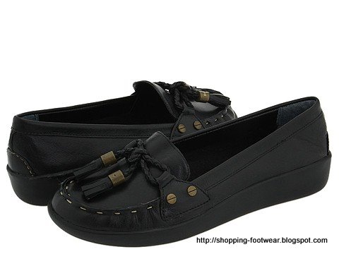 Shopping footwear:footwear-159407
