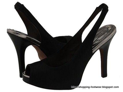 Shopping footwear:footwear-160215