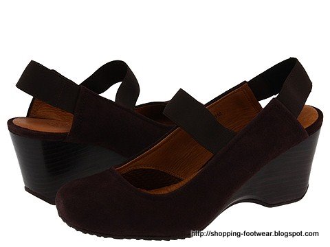 Shopping footwear:footwear-160105