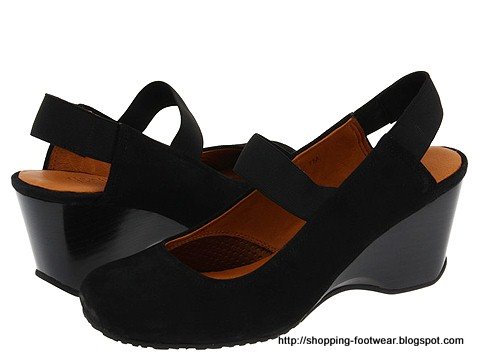 Shopping footwear:footwear-160107
