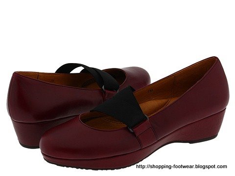 Shopping footwear:shopping-160113