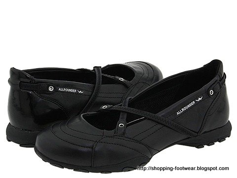 Shopping footwear:footwear-160147