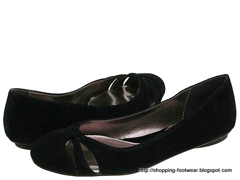 Shopping footwear:shopping-160158