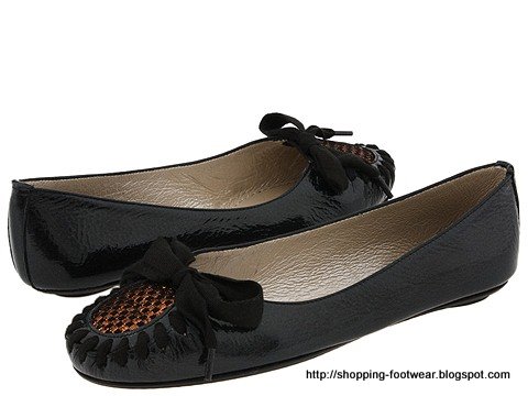Shopping footwear:footwear-160188