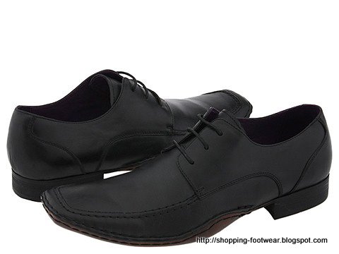 Shopping footwear:shopping-160416