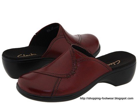 Shopping footwear:shopping-160294