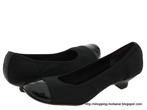 Shopping footwear:footwear-160374