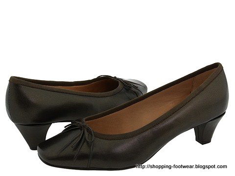 Shopping footwear:footwear-160383