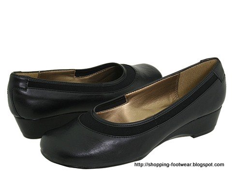 Shopping footwear:shopping-160475