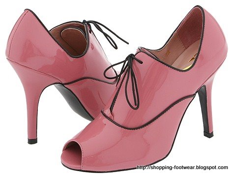 Shopping footwear:footwear-160538