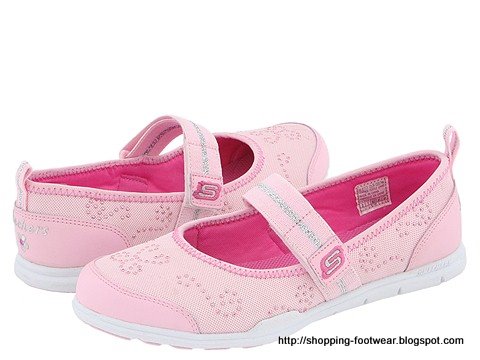 Shopping footwear:shopping-160544