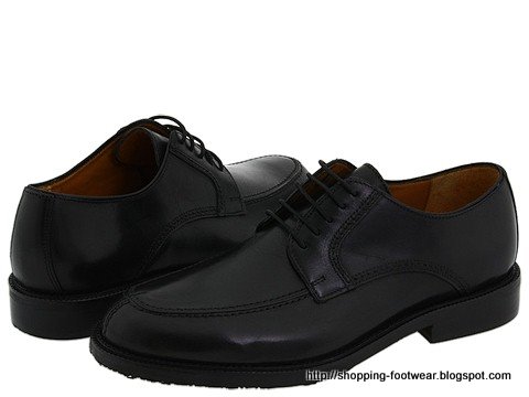 Shopping footwear:shopping-160795