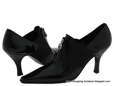 Shopping footwear:shopping-160642