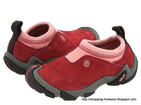 Shopping footwear:shopping-160733