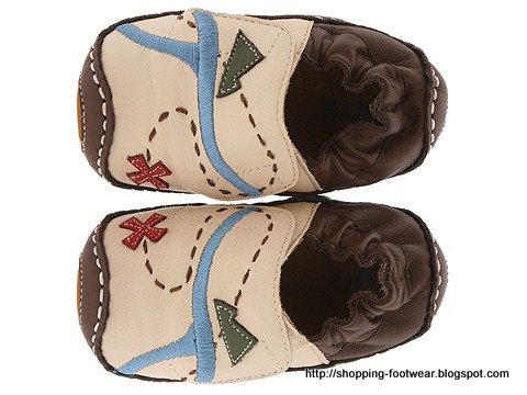 Shopping footwear:footwear-160832