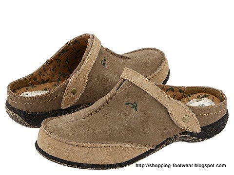 Shopping footwear:shopping-160833