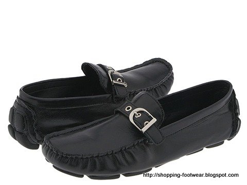 Shopping footwear:footwear-160906