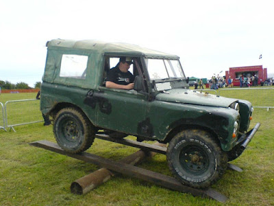 Tractor Balancing with my land rover