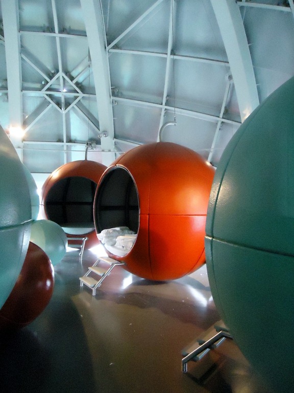 [Atomium 24[5].jpg]
