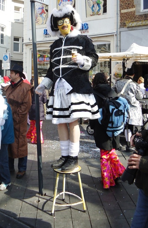 [2011 Carnivale Faces Maastricht DRH 22[4].jpg]
