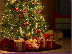 Regalos_bajo_arbol_navidad