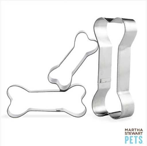Bone-shaped biscuit cutters in three sizes. Comes with a biscuit recipe, too.