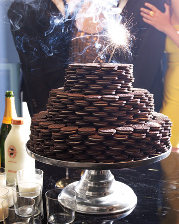 The show-stopping Oreo cake from my Home at Last fête (Martha Stewart Living, September 2010)