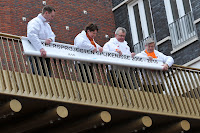 2010 02 13 Publieksactie centrum met Charlie Aptroot 059.jpg 2010 02 13 Publieksactie centrum met Charlie Aptroot 059.jpg