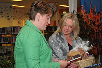 2010 05 28 Jeanine Hennis VVD bijeenkomst Bibliotheek S (33).jpg 2010 05 28 Jeanine Hennis VVD bijeenkomst Bibliotheek S (33).jpg