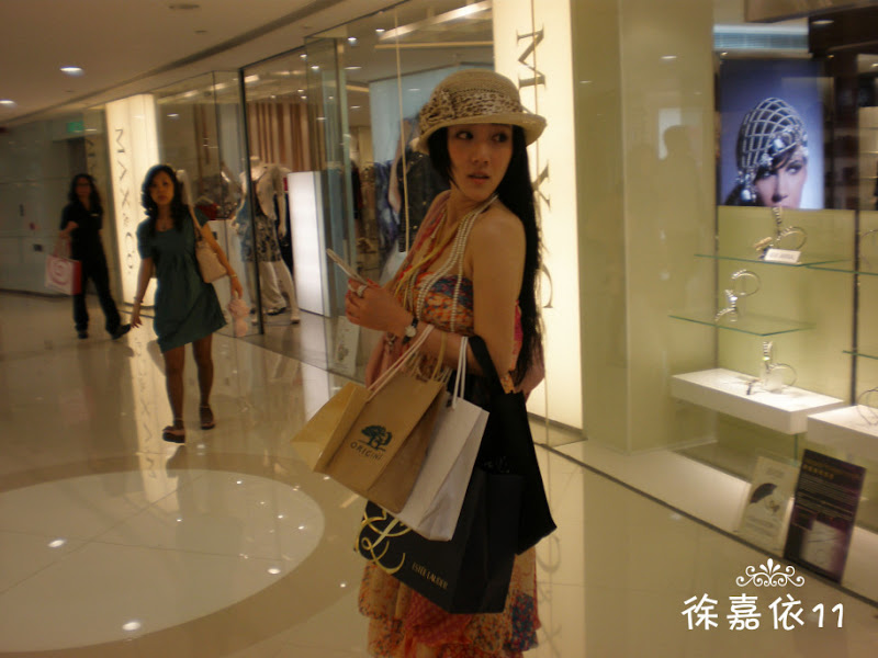 美眉日报 509239deg6e97e4d93fe5 徐嘉依@LOST in HK + 女人与海