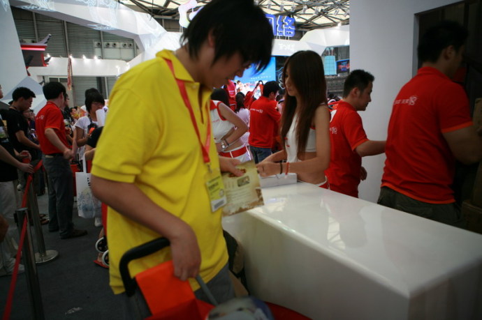 美眉日报 58c379f7t7189070ec1a7 ChinaJoy 2009 盛大展台ShowGirl实拍