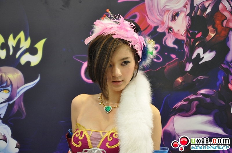 美眉日报 20595312O 3 最美妲己现身《QQ封神记》