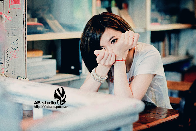 美眉日报 259346020090807160504027 Sixty 寂寞侵袭