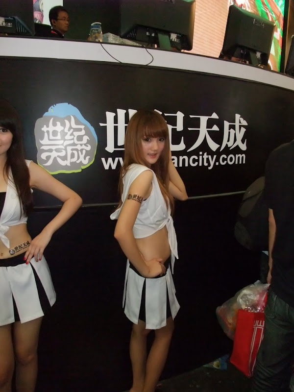 美眉日报 DSCF0856 ChinaJoy 2009 美眉~波波女人网版本~1