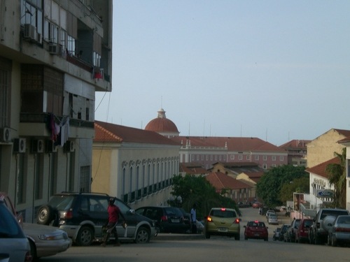 [Luanda Angola[3].jpg]