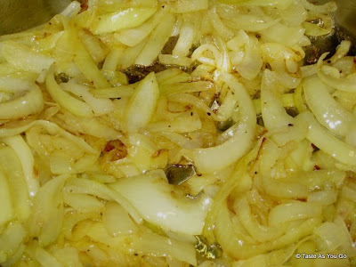 How To Caramelize Onions - Photo by Taste As You Go