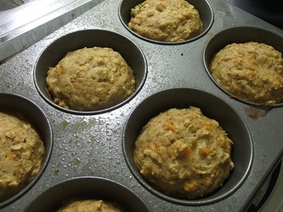 [carrot apricot muffins[4].jpg]