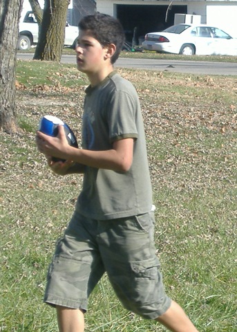 [boys and football 014[4].jpg]
