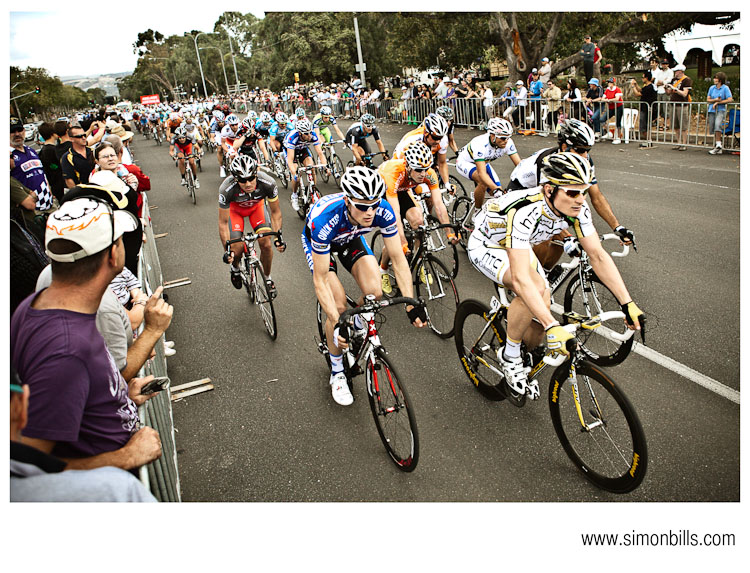 IMAGE: http://lh3.ggpht.com/_cmFoRYcwip4/S1Oqo0CMoTI/AAAAAAAASV4/yDely5yGq3U/s800/Tour-1005.jpg