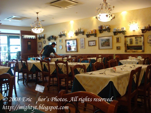 [DSC00288 640 x 640[3].jpg]