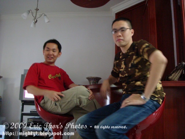 [DSC03877 640 x 640[3].jpg]