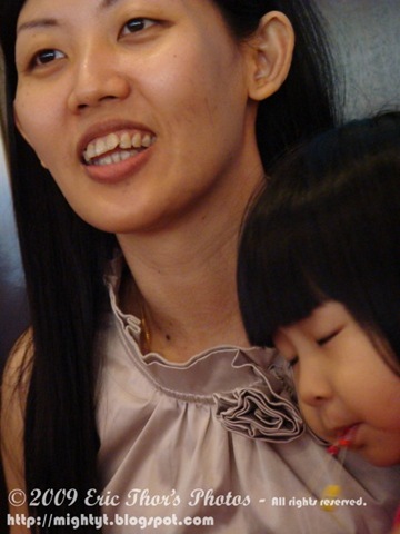 [DSC04162 640 x 640[3].jpg]