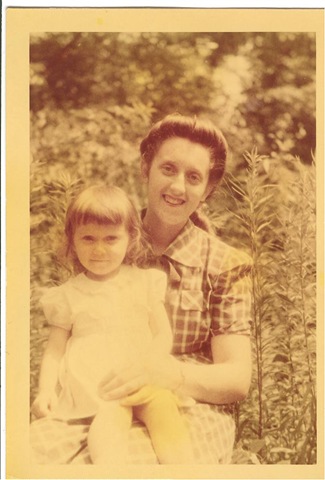 [Claudia and Gerda Dowd 001[3].jpg]