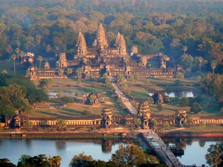 [AngkorWATaerial[4].jpg]
