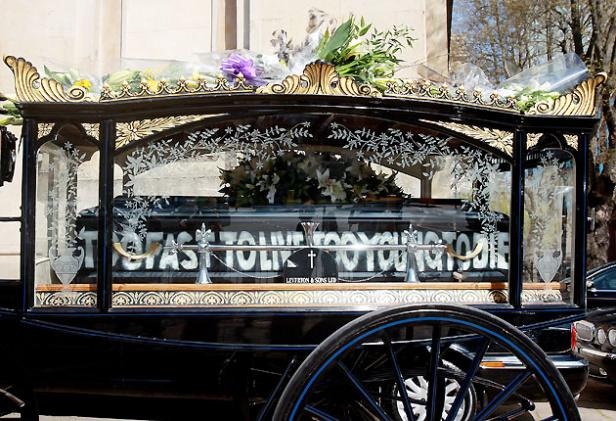 [coffin-mclaren-fune_357809s[2].jpg]