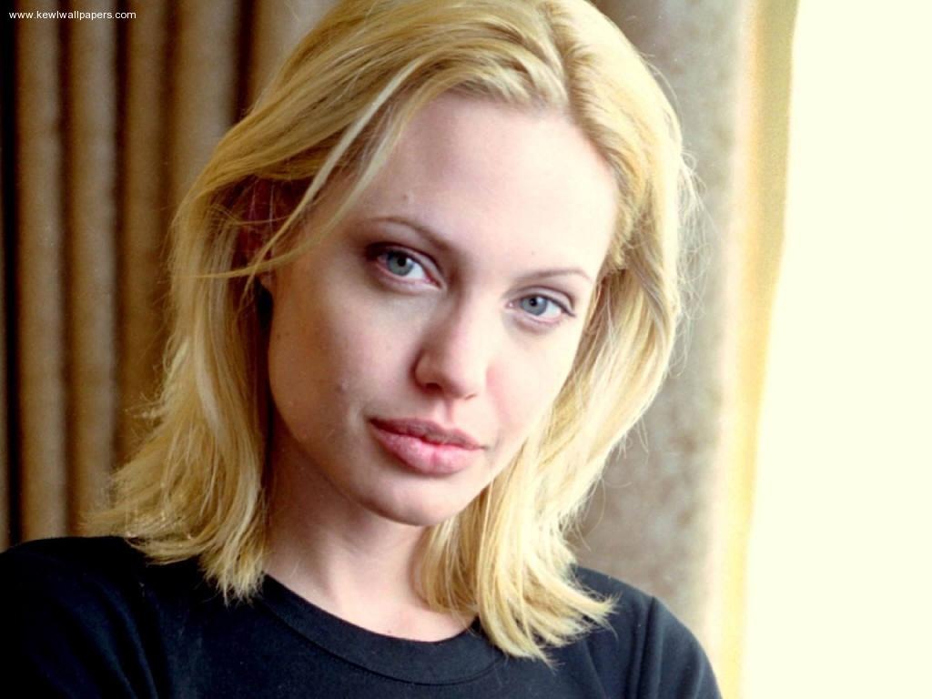 [Angelina (42).jpg]