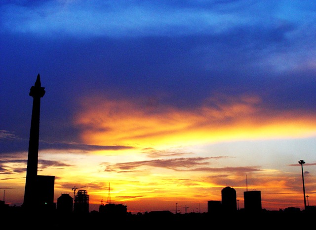 [senja-di-monas[2].jpg]