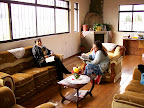 La profesora d eespañol del pastor Rick;  Adriana con Elvia