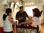 Pastor Sandro Rosero capacitando a las titireteras